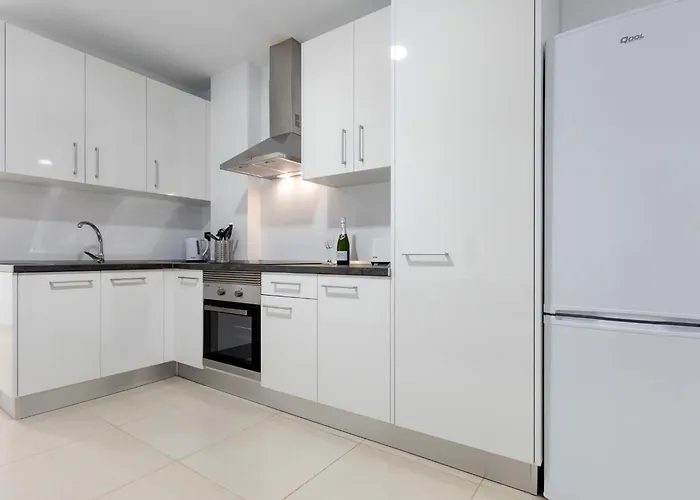 Edificio Korner Adeje 阿德耶